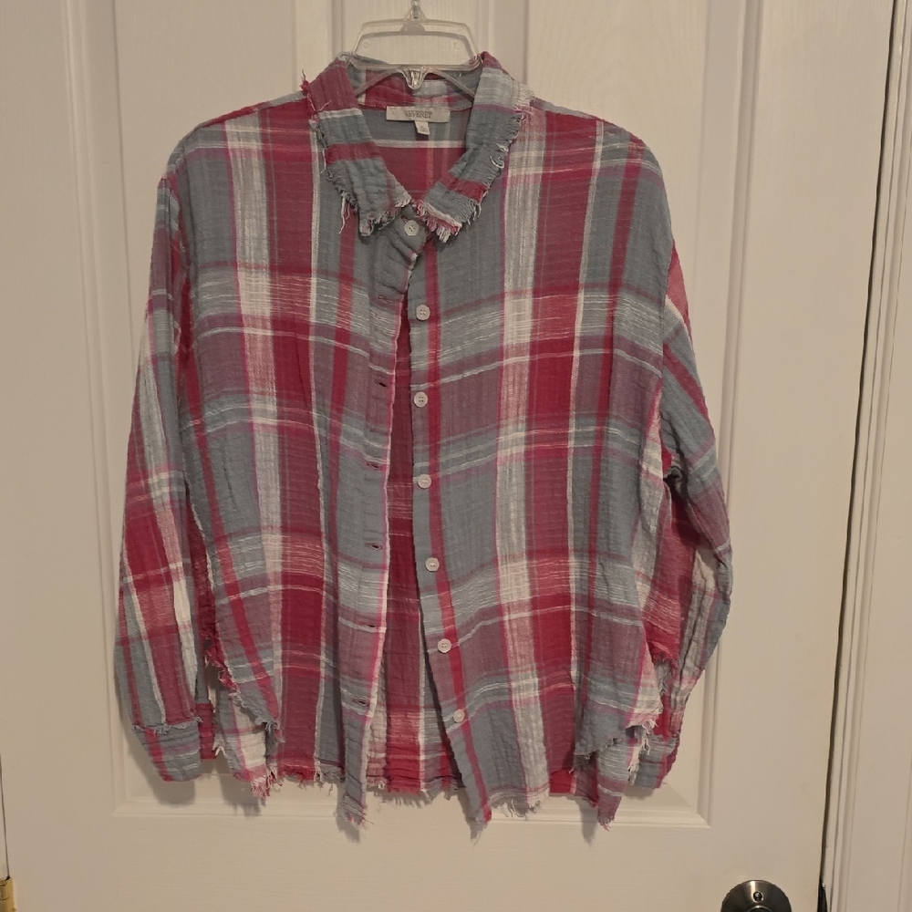 Casual Plaid Button Down Shirt with Frayed Hem